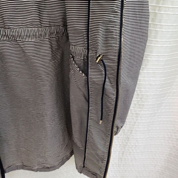 TOMMY HILFIGER Lightweight WindBreaker Brown/Cream Pinstripe Jacket Women's S - Picture 10 of 12